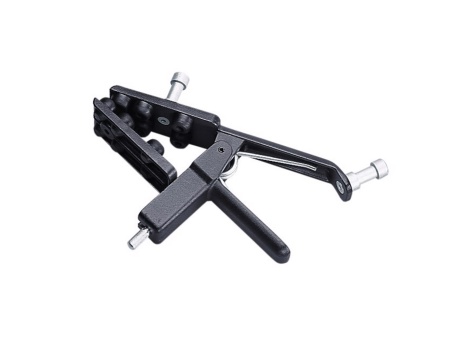 1 BLACK Manfrotto/Avenger Super Clamps Black Clamp w/stud & 1 Spring clamp set 