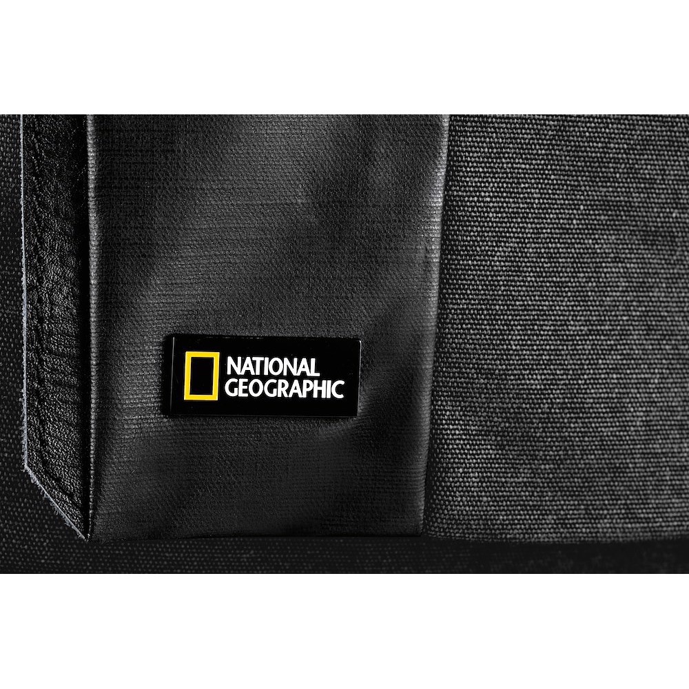 National Geographic Walkabout Camera Backpack For DSLR - NG W5072 ...