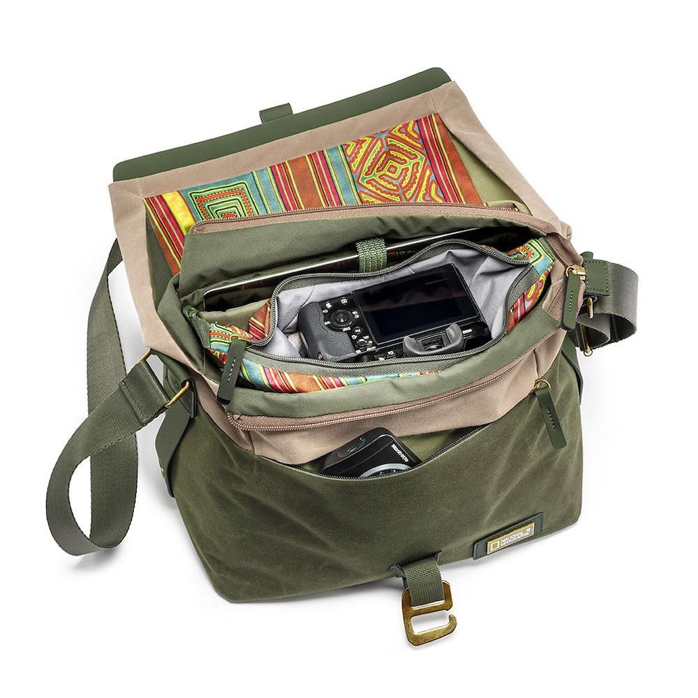 National Geographic Rain Forest Camera Messenger S For CSC - NG RF 2350 ...